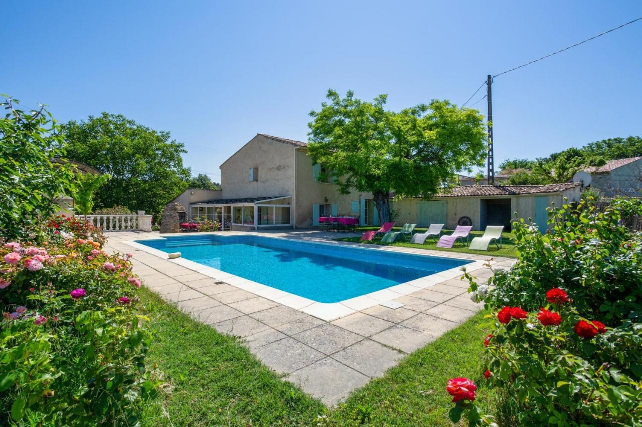 Villa de 3 chambres avec piscine privee jardin amenage et wifi a La Tour d'Aigues Extérieur photo