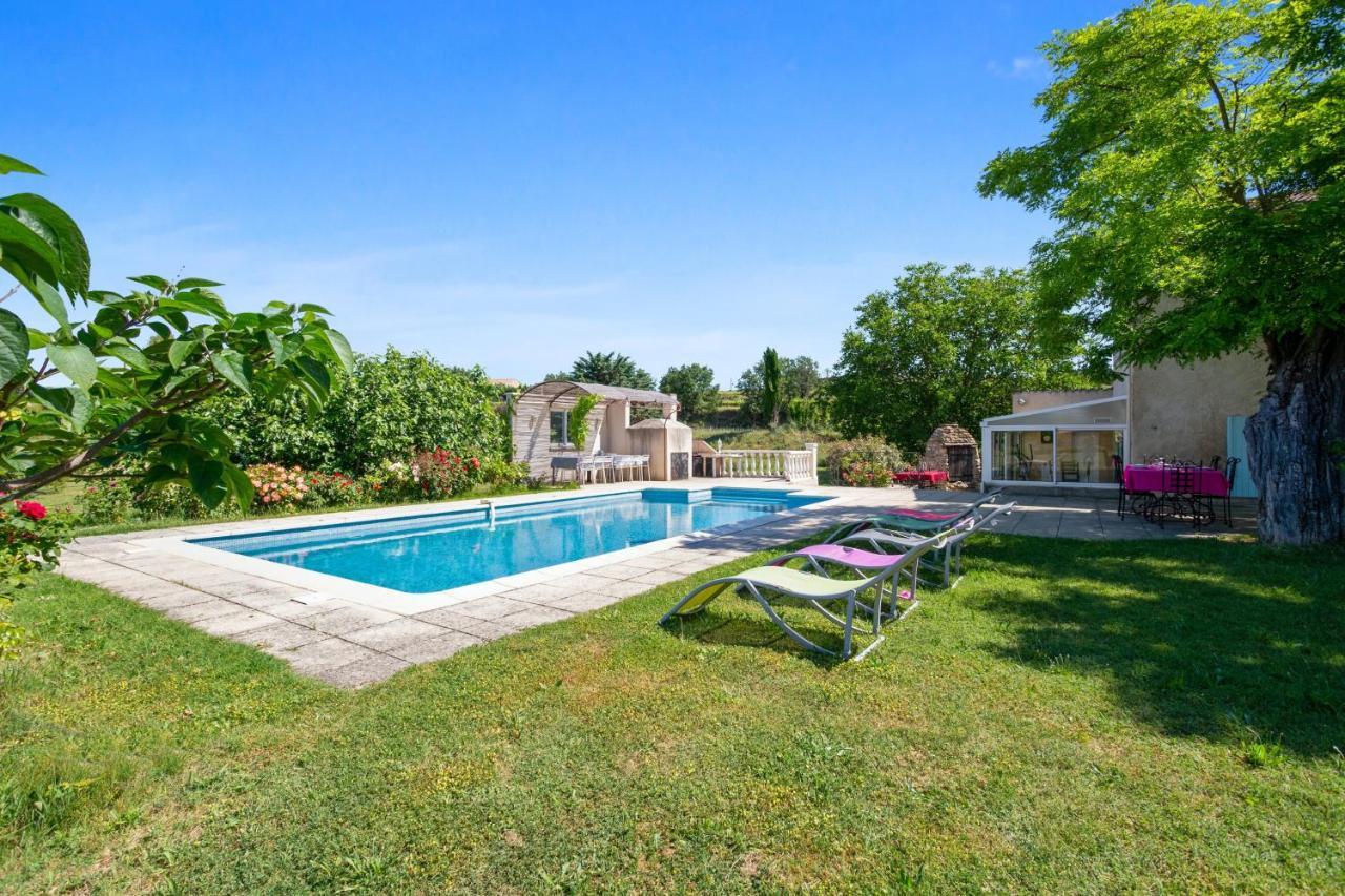 Villa de 3 chambres avec piscine privee jardin amenage et wifi a La Tour d'Aigues Extérieur photo